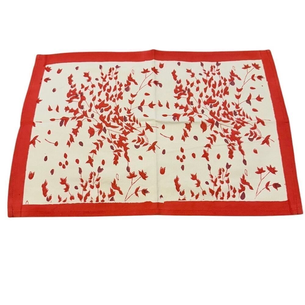 NWOT Julia Amory Block Print Placemats Red White (Set of 4) - Picture 2 of 3